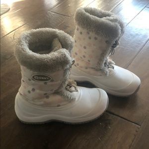 Girls winter boots